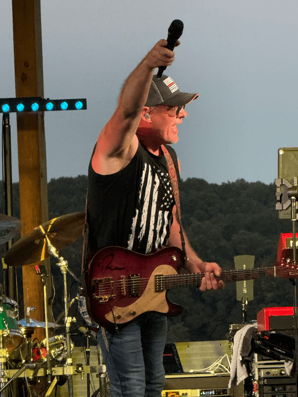 The Frequent Flyers Ryan McVay getting the crowd envolved